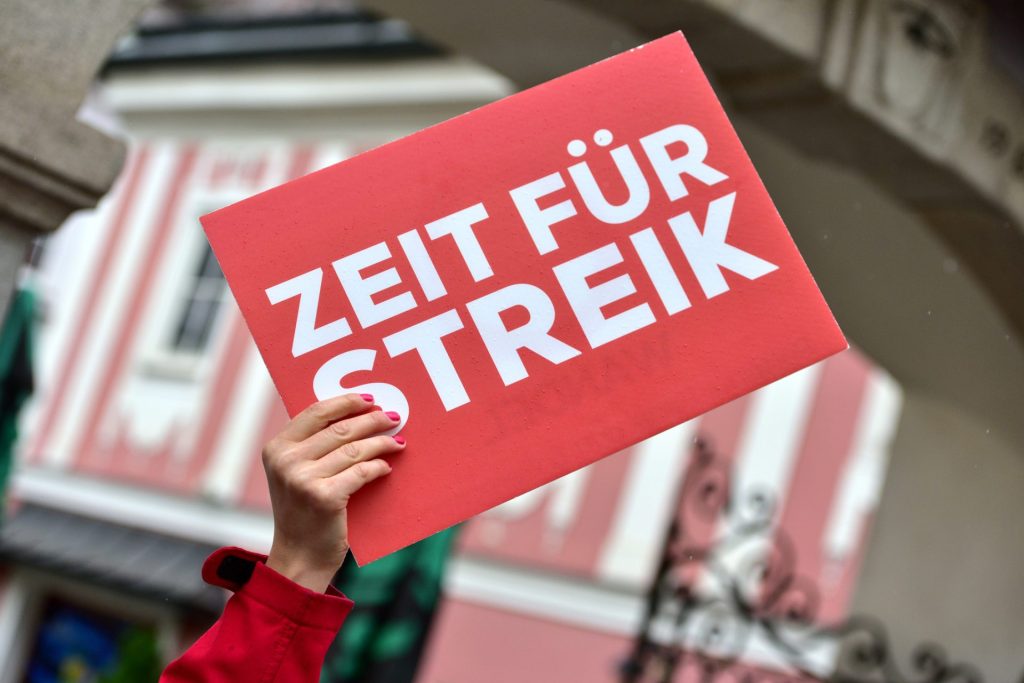 Flugpersonal Italien Streik (Air Canada) Warnstreik in Leipzig und Dresden